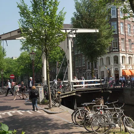 Rembrandtplein Otel