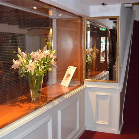 Rembrandtplein * אמסטרדם