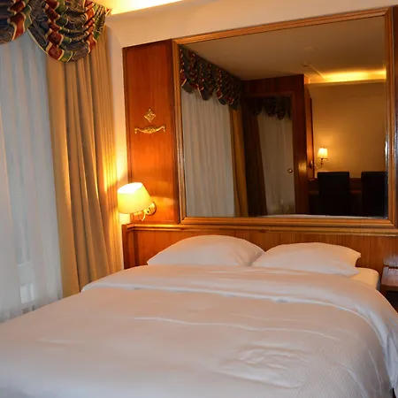 Hotel Rembrandtplein *