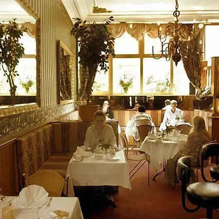 Hotel Rembrandtplein