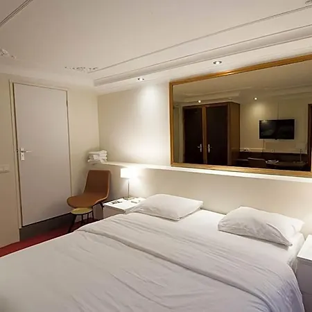 Rembrandtplein Hotell