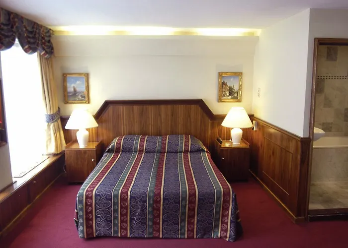 Отель Rembrandtplein Амстердам