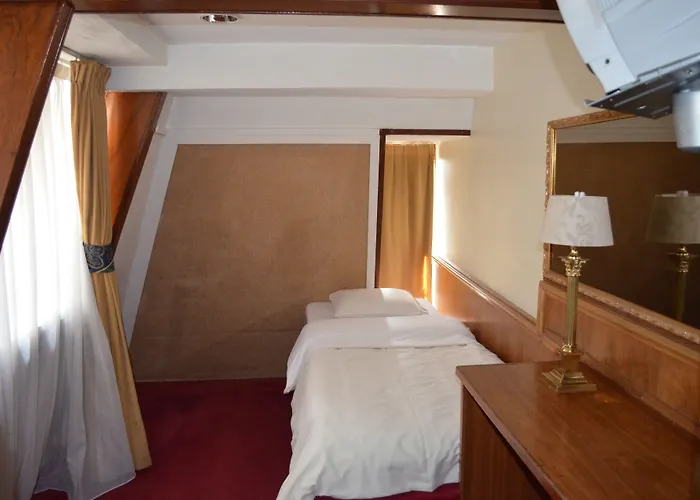 Отель Rembrandtplein Амстердам