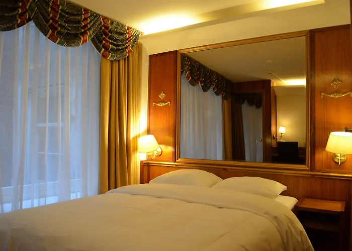 Rembrandtplein * Amsterdam