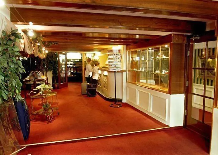 Rembrandtplein * Amsterdam