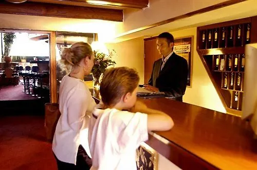 Rembrandtplein Отель